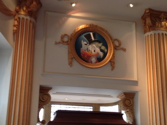 McDuck portrait tip hat